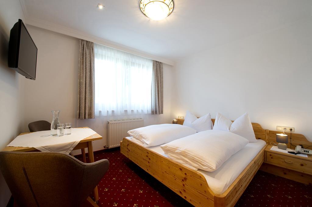 Pension Edelweiss Sankt Johann im Pongau Habitación foto